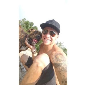 Meet your Posher, Miles